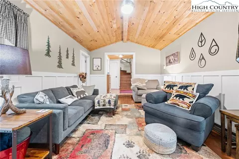 Living - 713 Pine Ridge Rd, Beech Mountain, NC 28604 photo 2 of 2