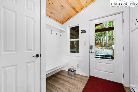 Other - 713 Pine Ridge Rd, Beech Mountain, NC 28604 photo 2 of 9