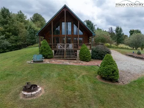 275 Esther Ln, Piney Creek, NC 28663