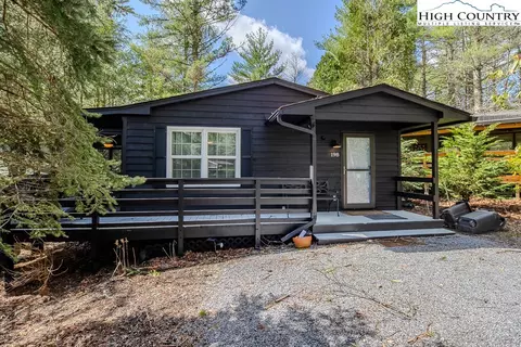 198 Black Pine Rd, Newland, NC 28657