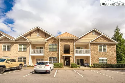 190 Eli Hartley Dr #210, Boone, NC 28607