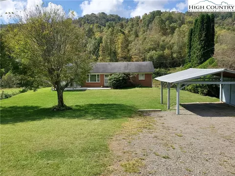 1411 Cabbage Creek Rd, Creston, NC 28615