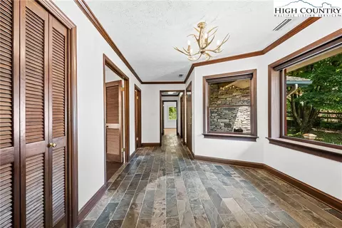 Entry Way - 955 Dogwood, Boone, NC 28607 photo 1 of 1