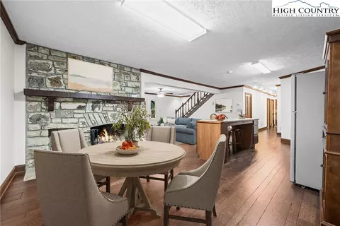 Dining - 955 Dogwood, Boone, NC 28607 photo 3 of 3