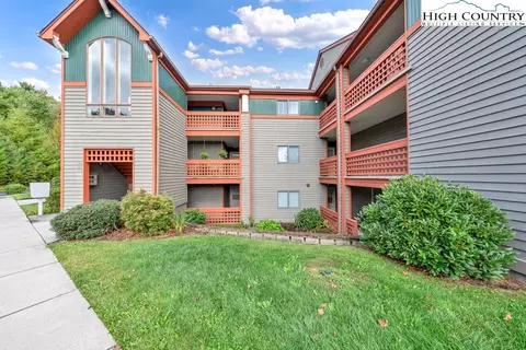 151 Deer Valley Dr #113, Boone, NC 28607