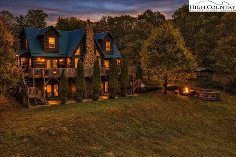 496 Fraser Creek Rd, Grassy Creek, NC 28631