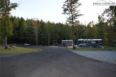 2410 Mount Carmel Rd, Sparta, NC 28675