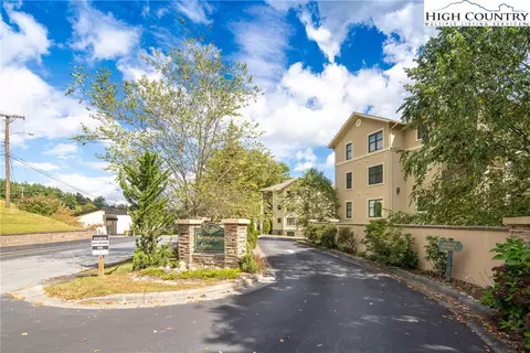 155 Gateway Dr #201, Boone, NC 28607