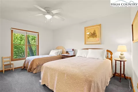 Bedroom - 504 St Andrews Rd, Beech Mountain, NC 28604 photo 7 of 11