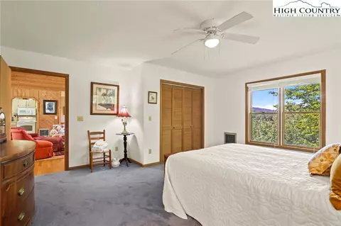 Bedroom - 504 St Andrews Rd, Beech Mountain, NC 28604 photo 3 of 11