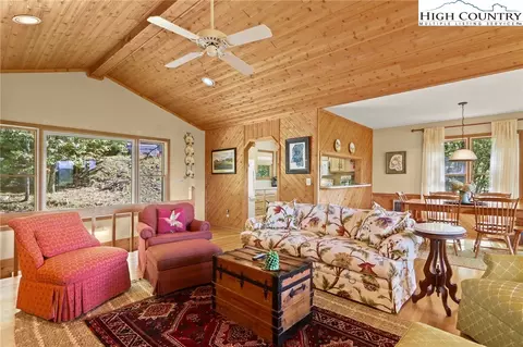 Living - 504 St Andrews Rd, Beech Mountain, NC 28604 photo 5 of 6