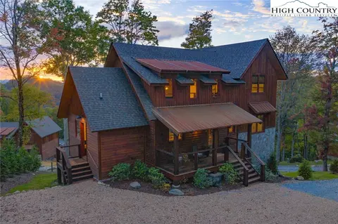 26 Frostfire Trl, Banner Elk, NC 28604