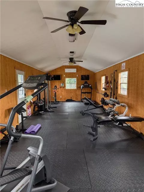 46 Bear Crossing Rd, Sparta, NC 28675 photo 6