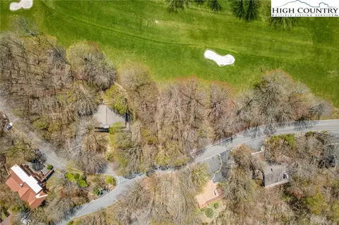 201 Grassy Gap Loop Rd, Beech Mountain, NC 28604 photo 15