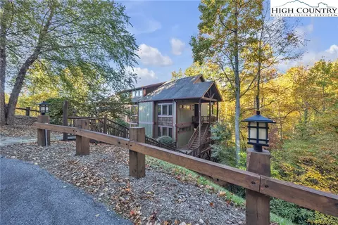89 Springhouse Dr #A4, Elk Park, NC 28622