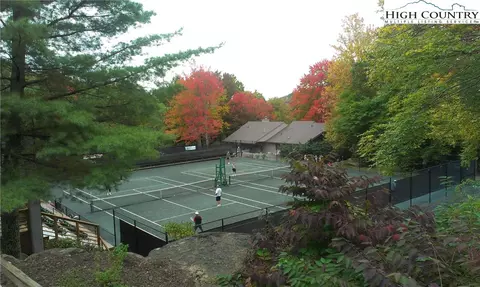 View/Area - 115 N Pinnacle Ridge Rd #47, Beech Mountain, NC 28604 photo 3 of 3