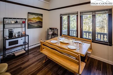 Dining - 115 N Pinnacle Ridge Rd #47, Beech Mountain, NC 28604 photo 1 of 5