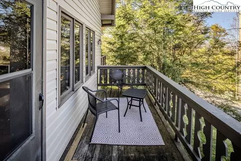 Exterior - 115 N Pinnacle Ridge Rd #47, Beech Mountain, NC 28604 photo 2 of 5