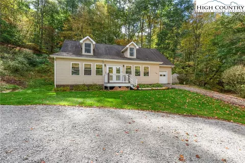 488 Green Briar Rd, Boone, NC 28607