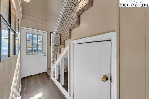 101 Hornbeam Rd #2B, Beech Mountain, NC 28604 photo 2