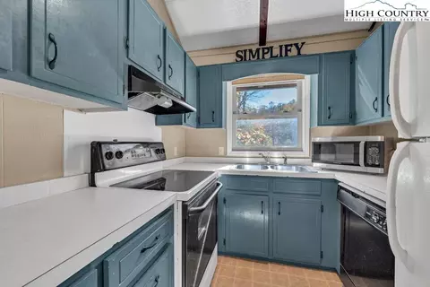 101 Hornbeam Rd #2B, Beech Mountain, NC 28604 photo 6