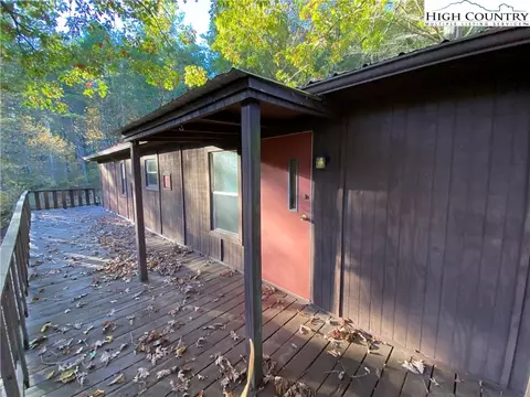 176 Frontier Passage Trl, Lansing, NC 28643