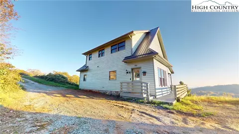 11 Wildflower Ln, Newland, NC 28657