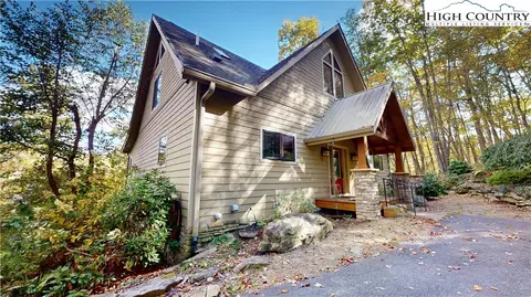 811 Hemlock Dr, Newland, NC 28657