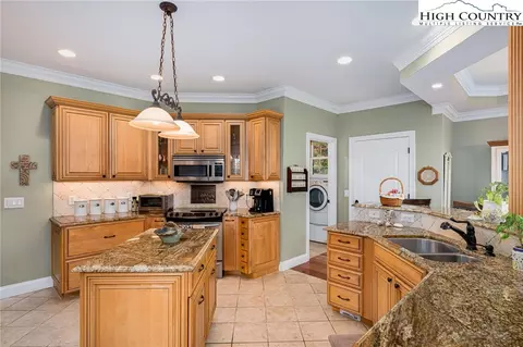 811 Chestnut Knob Rd, Boone, NC 28607 photo 19