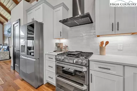 Kitchen - 322 S Creek Dr, Boone, NC 28607 photo 3 of 5