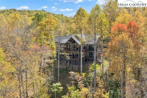Exterior - 322 S Creek Dr, Boone, NC 28607 photo 11 of 12