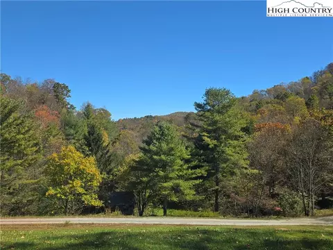 709 Deep Ford Rd, Lansing, NC 28643 photo 4