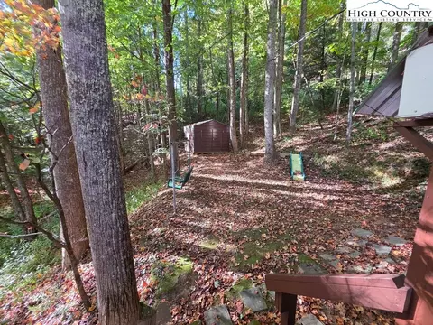 Exterior - 4091 Big Ivy Rd, Purlear, NC 28665 photo 7 of 12