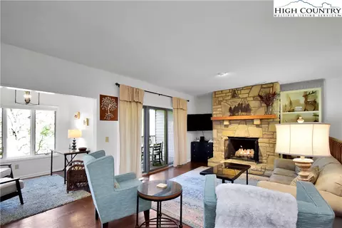 140 Manor View Ln #CASCADES 2, Blowing Rock, NC 28605