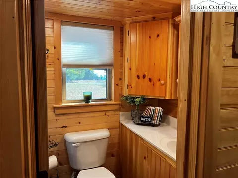 Bath - 267 Crowe Dr, Ennice, NC 28623 photo 1 of 3