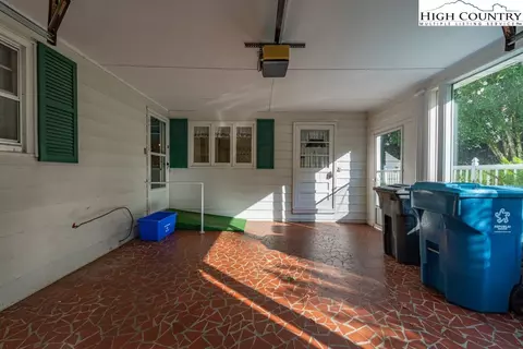 881 Queen St, Boone, NC 28607 photo 33