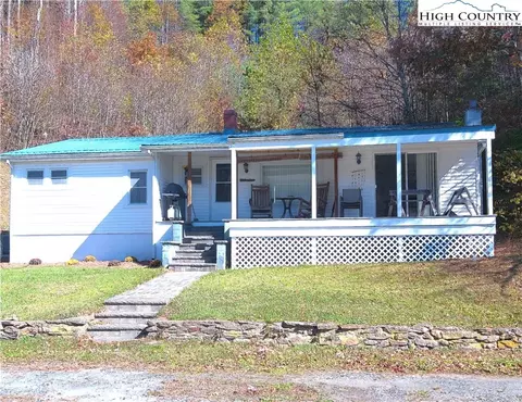 9752 Old Highway 16 Hwy, Crumpler, NC 28617