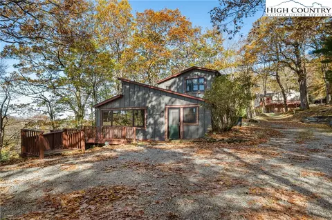 Exterior - 615 Sampson Rd, Boone, NC 28607 photo 3 of 6