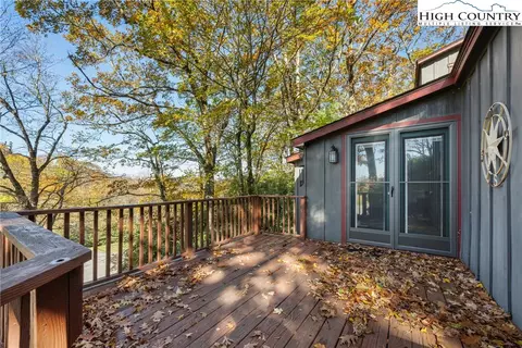 Exterior - 615 Sampson Rd, Boone, NC 28607 photo 5 of 6