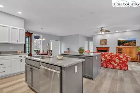 171 Beaver Trl, Vilas, NC 28692 photo 16