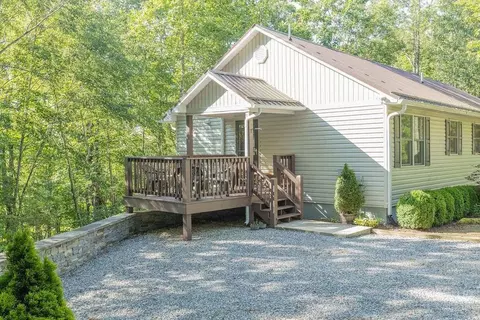 120 Ridge Rd, Newland, NC 28657