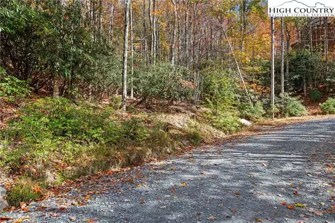 244 Poplar Dr, Beech Mountain, NC 28604 photo 11