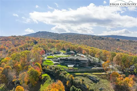 244 Poplar Dr, Beech Mountain, NC 28604 photo 4