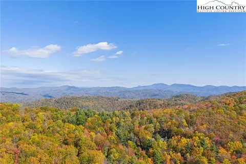 244 Poplar Dr, Beech Mountain, NC 28604 photo 5