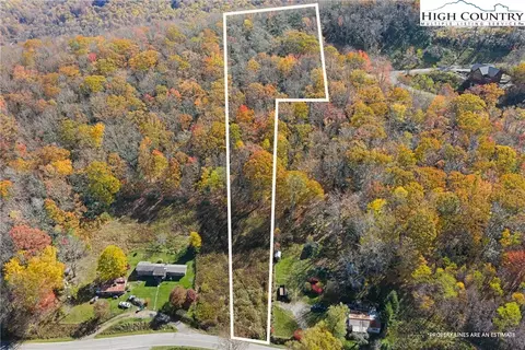 000 Pigeon Roost Rd, Banner Elk, NC 28604