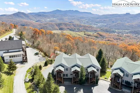 3441 Beech Mountain Pkwy #A6, Beech Mountain, NC 28604