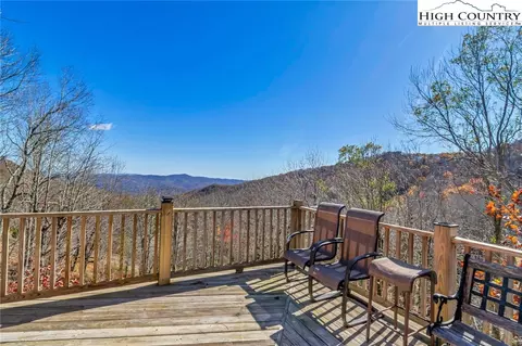 657 Skiview Rd, Seven Devils, NC 28604 photo 4