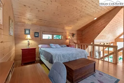 657 Skiview Rd, Seven Devils, NC 28604 photo 34