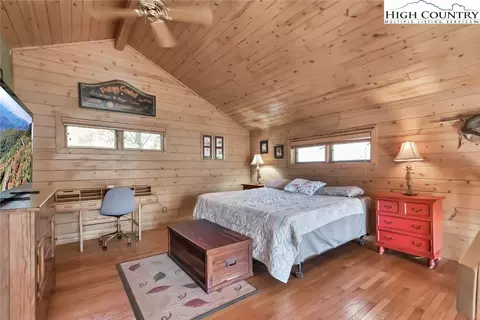 657 Skiview Rd, Seven Devils, NC 28604 photo 33