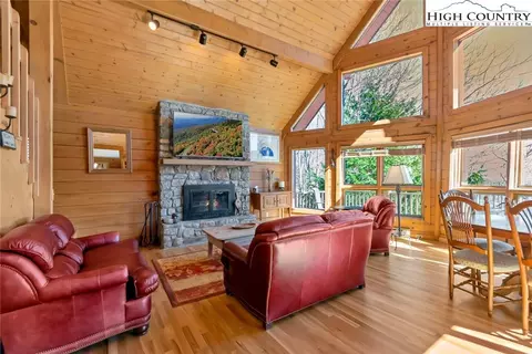 657 Skiview Rd, Seven Devils, NC 28604 photo 17